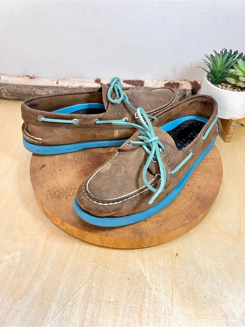 Sperry Top-Sider Authentic Original 2-Eye Boat Shoes – Tan Oiled Leather – Blue